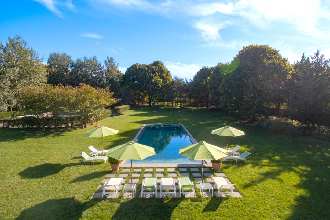 Southampton Shingled Home Pool II