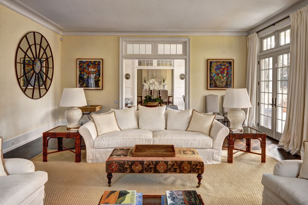 Southampton Shingled Home Living Room