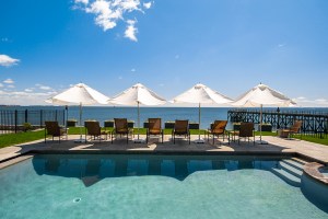 Actor Christopher Plummers Former Darien Tudor With A Private Beach Seeks 11m Pool