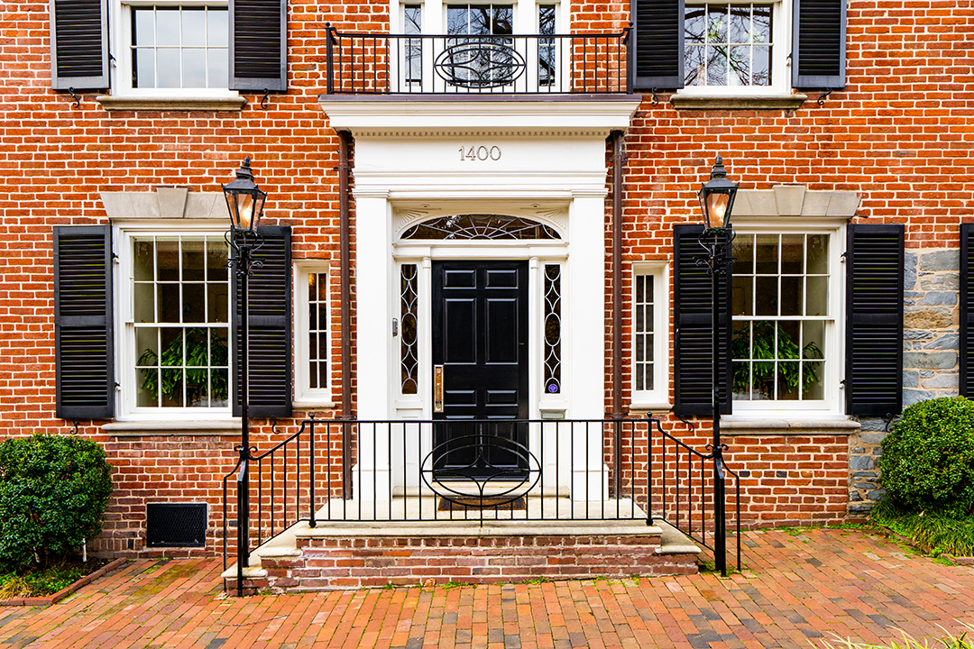 Jfk Georgetown Home Sold Front Door