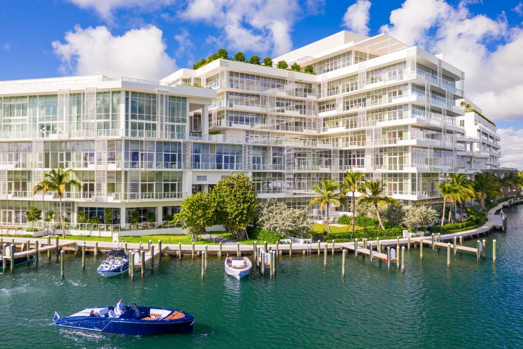 Cindy Crawford Ritz Carlton Residences Miami Beach Exterior