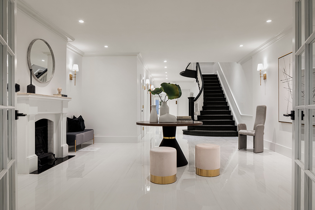 Eleanor Roosevelts Last Residence Lists After A Major Makeover Foyer