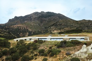 An Exquisite Bioclimatic Home On The Island Of Milos