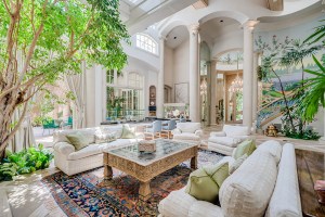 Rhonda Fleming And Ted Mann La Mansion Living Room