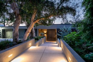 Mid Century Pasadena Home For Sale Path Entrance
