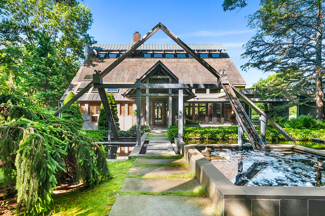 East Hampton Home Facade
