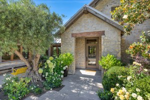 Inside Scoop A Rustic And Modern Sonoma County Compound Is For Sale Off Market A