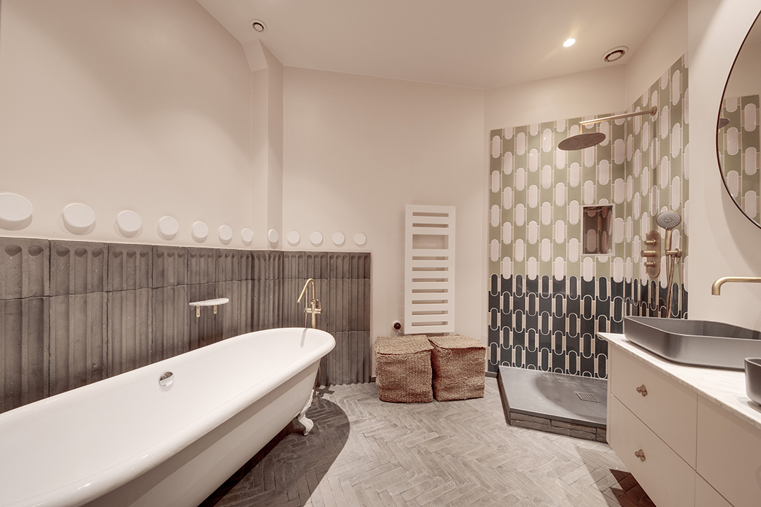 Whimsical Fabulously French Apartment In Paris 8th Arrondissement Asks 3 75m 18