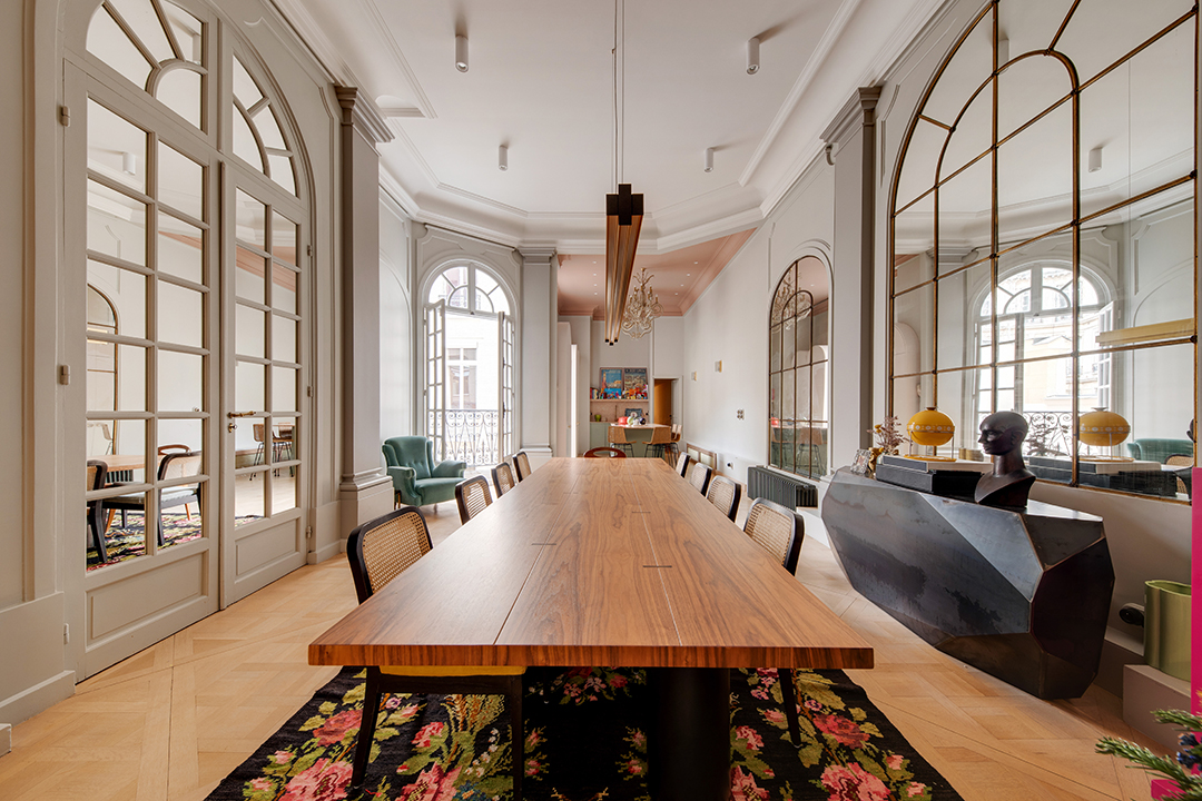 Whimsical Fabulously French Apartment In Paris 8th Arrondissement Asks 3 75m 3
