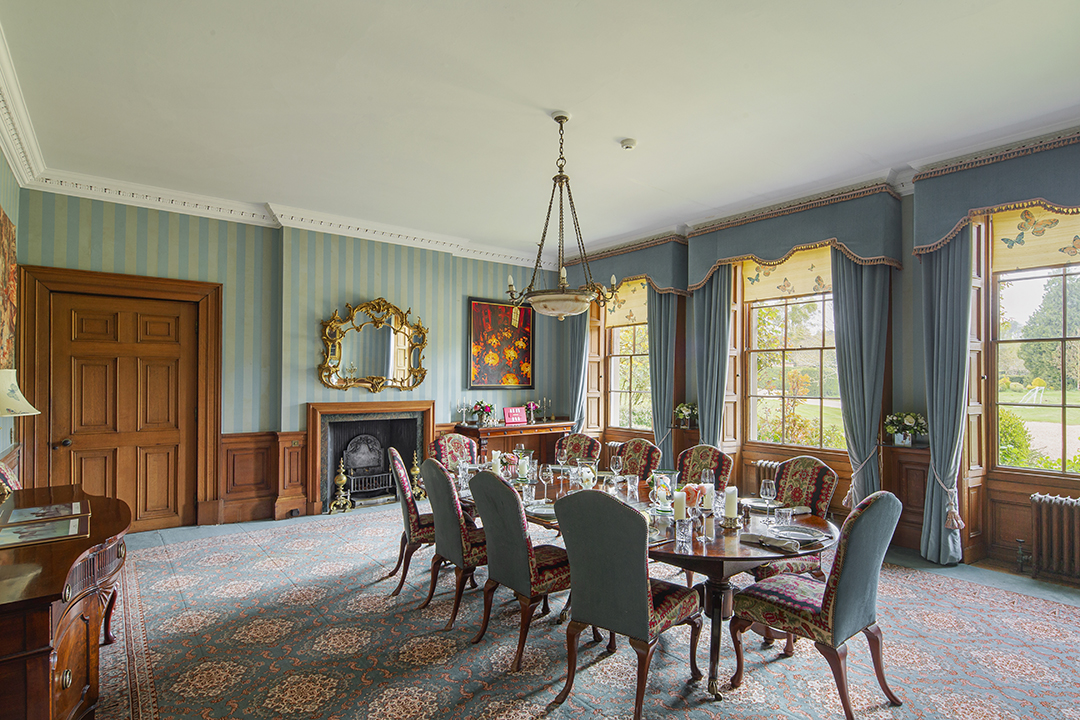 A Magical Manor On 733 Acres Of English Countryside Lists For 15m Hextonint Hr 011