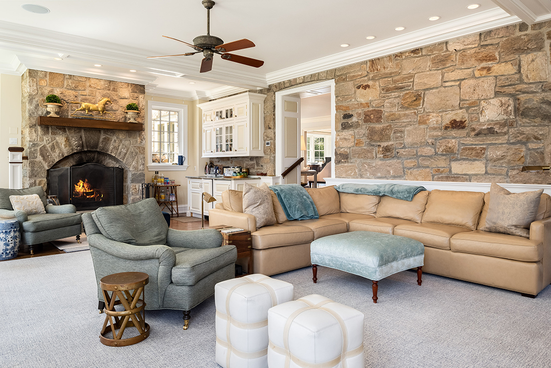 This Greenwich Estate Asking 13m Offers Ample Elegance And Amenities For Summer Fun L