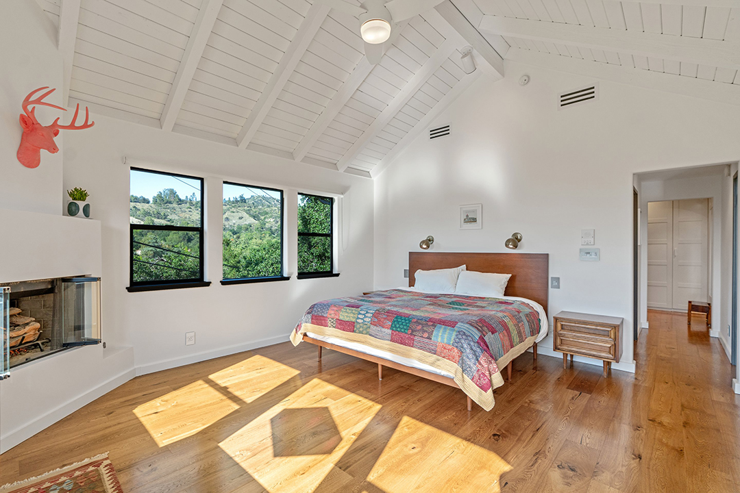 Alison Pill Joshua Leonard Glendale Home 3
