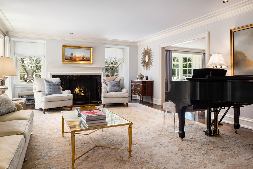 This Greenwich Estate Asking 13m Offers Ample Elegance And Amenities For Summer Fun C