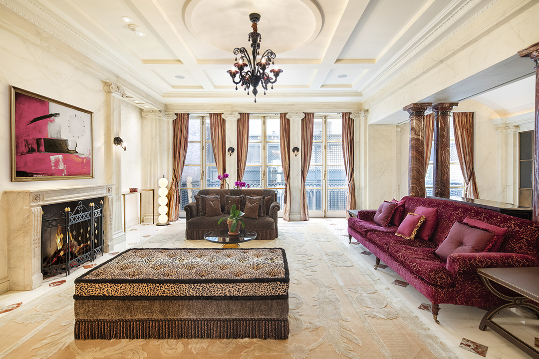 Upper East Side Mansion Gianni Versace Once Owned And Transformed Lists For 70m Travis Mark Living Room
