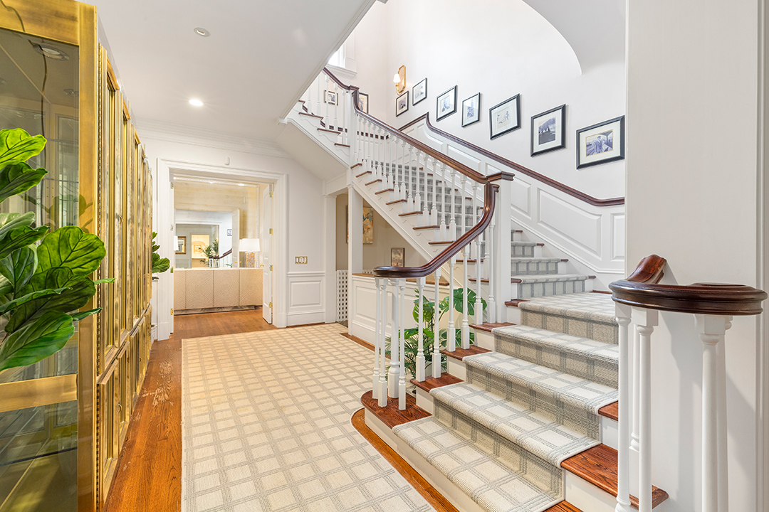 Mariah Carey Puts Her Traditional And Grand Atlanta Estate On The Market T