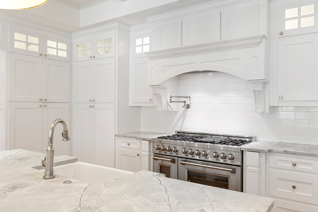 Mariah Carey Puts Her Traditional And Grand Atlanta Estate On The Market R