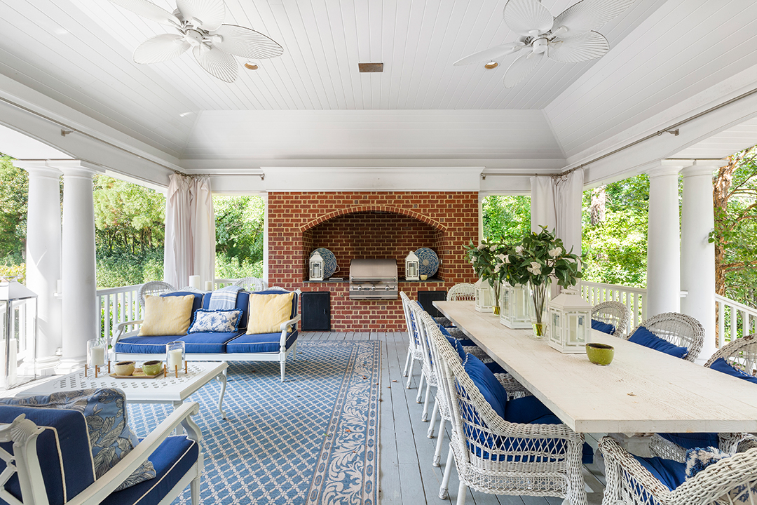 Mariah Carey Puts Her Traditional And Grand Atlanta Estate On The Market Zyyyy