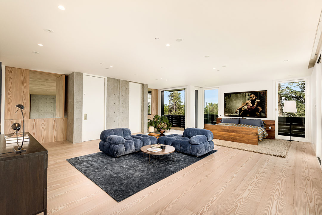 4001 E Quincy Avenue 70