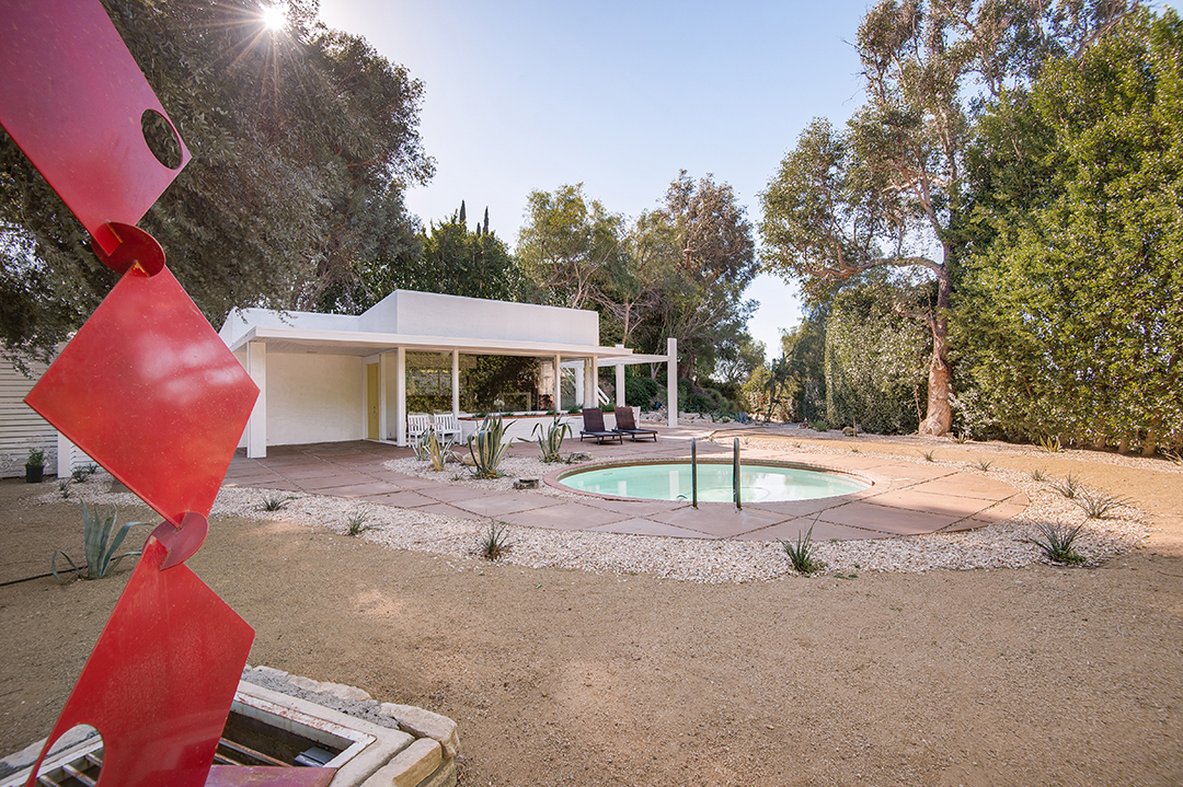 Frank Sinatras Famous Former Hilltop Midcentury Modern Has A New Price28