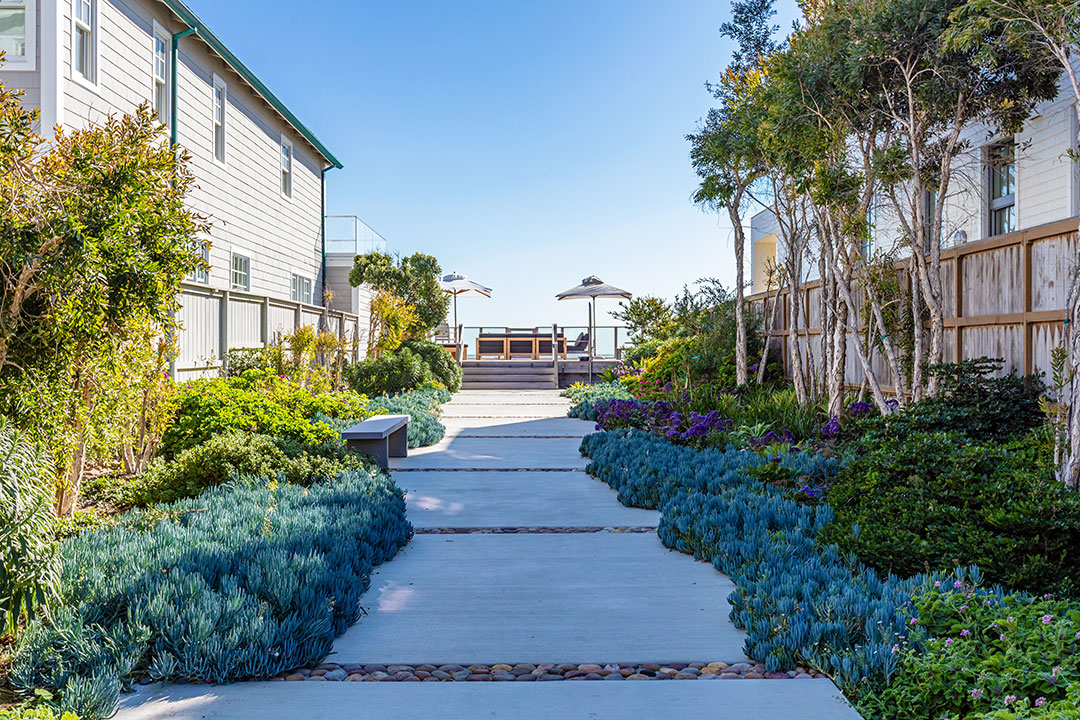 Malibu Colony Outdoor Walkway