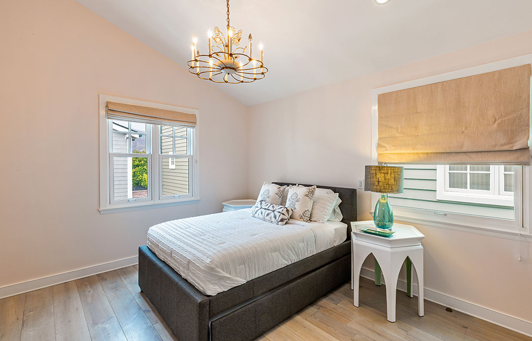 Malibu Colony Bedroom