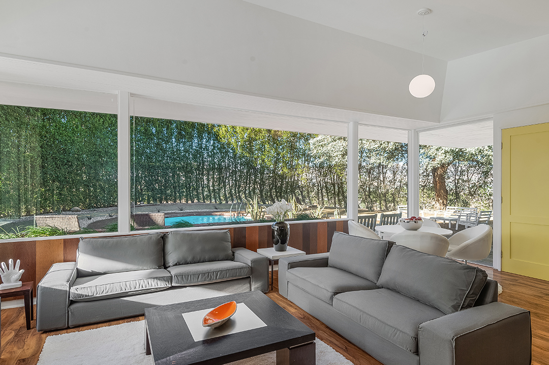 Frank Sinatras Famous Former Hilltop Midcentury Modern Has A New Price29