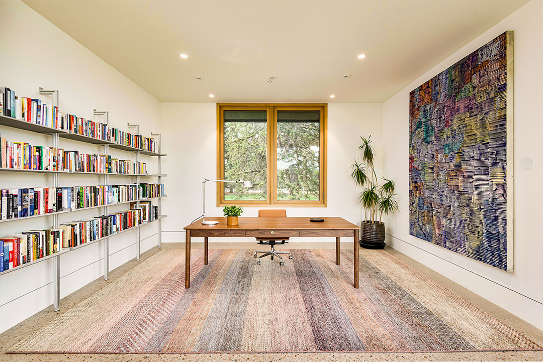 4001 E Quincy Avenue 53