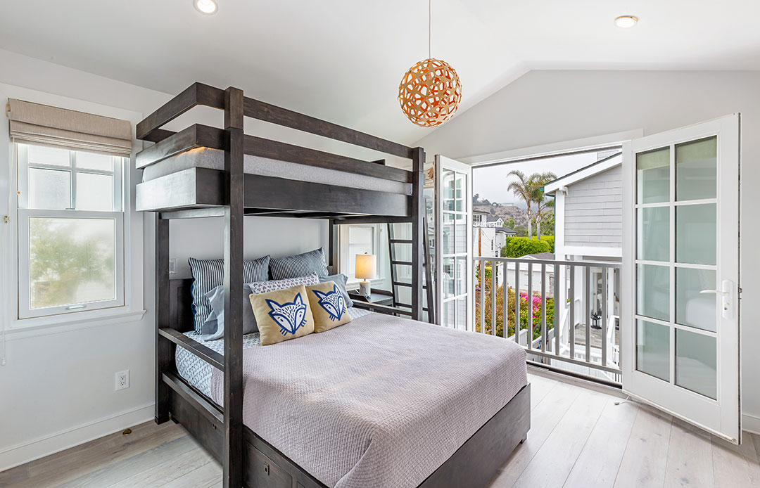 Malibu Colony Bunk Room