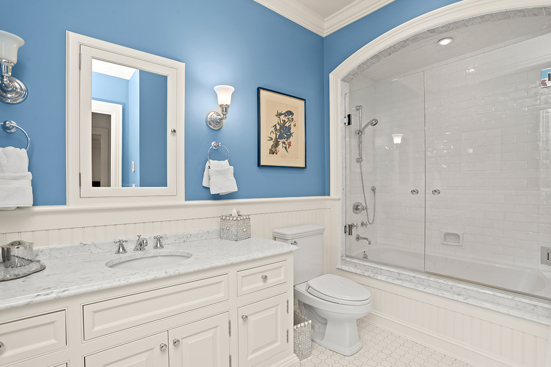 Inside A Greenwich Home On The Market Thats Primed For Elegant Holiday Hosting N