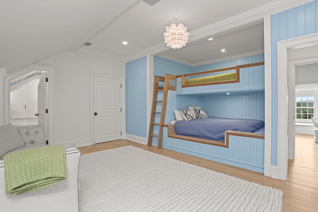 Inside A Greenwich Home On The Market Thats Primed For Elegant Holiday Hosting S