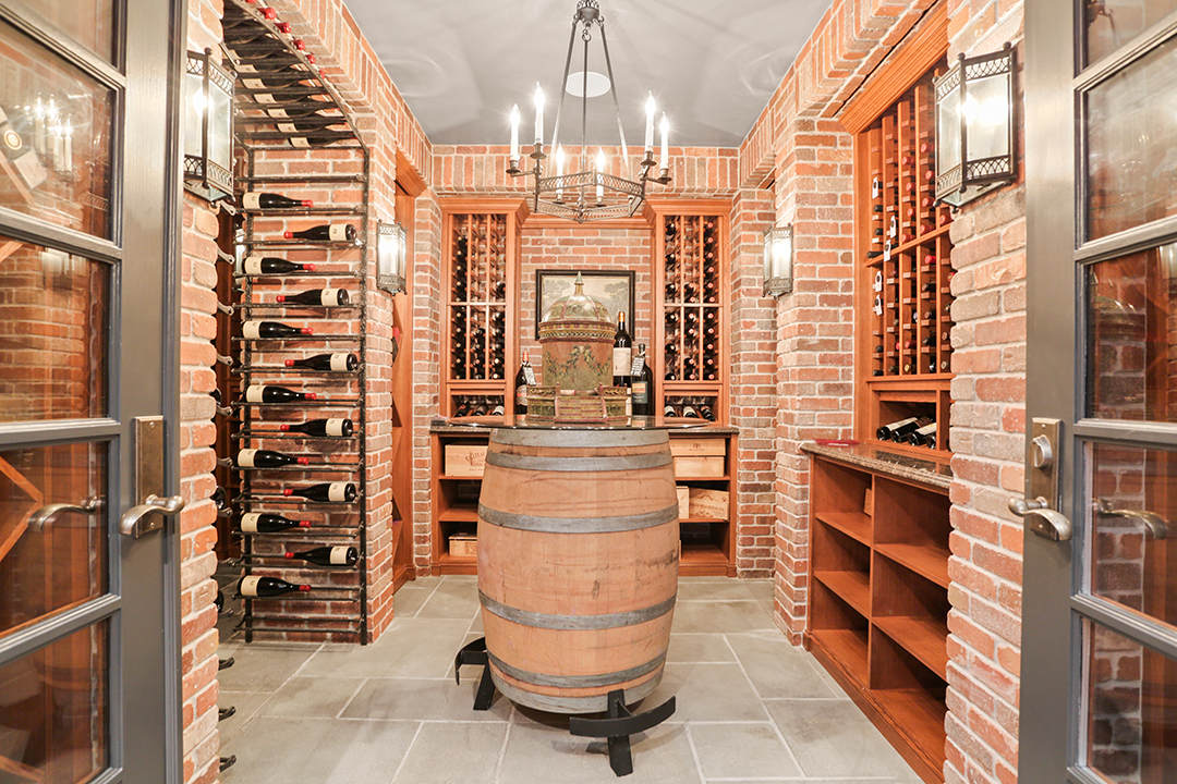 Inside A Greenwich Home On The Market Thats Primed For Elegant Holiday Hosting V