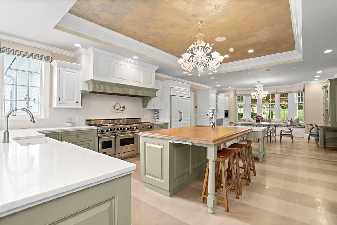 Inside A Greenwich Home On The Market Thats Primed For Elegant Holiday Hosting I