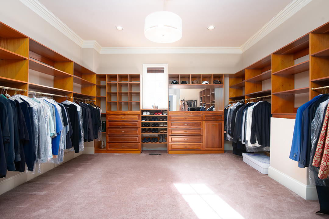 Late Songwriting Legend John Prines Traditional Nashville Home Seeks 5m 1108overton 15