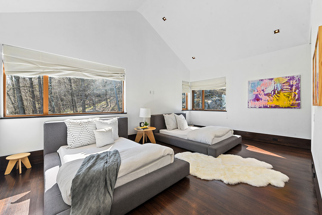 Garrison Retreat Guest Double Bed