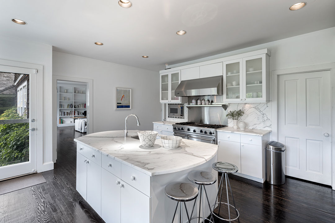 Jill Stuart Hamptons Kitchen And Lr