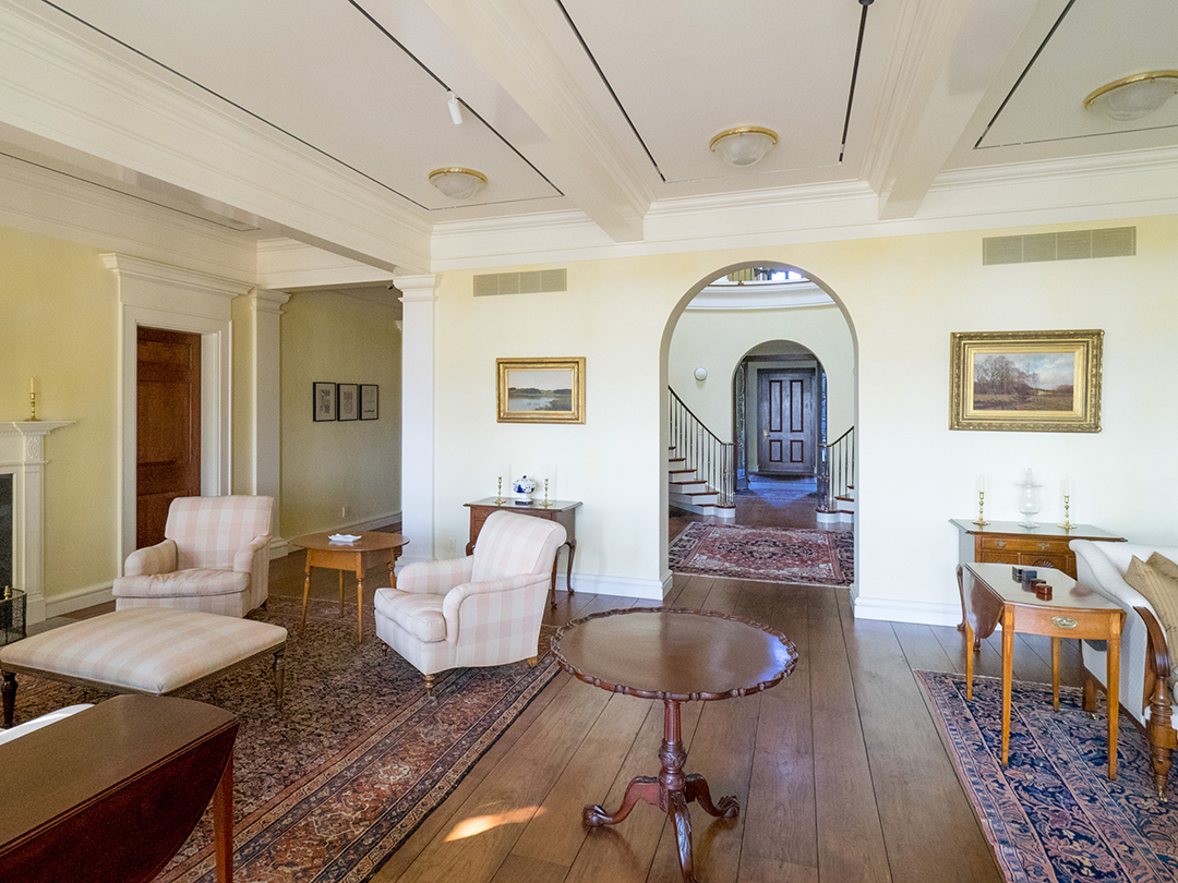 Tour A Lovely Litchfield County Estate With 1000 Rolling Acres And A 11 3m Price Tag U