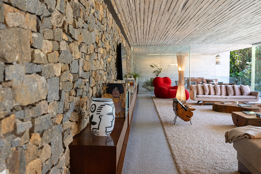 A 52 Acre Brazilian Retreat Only Accessible Via Helicopter Or Boat Seeks 15m P