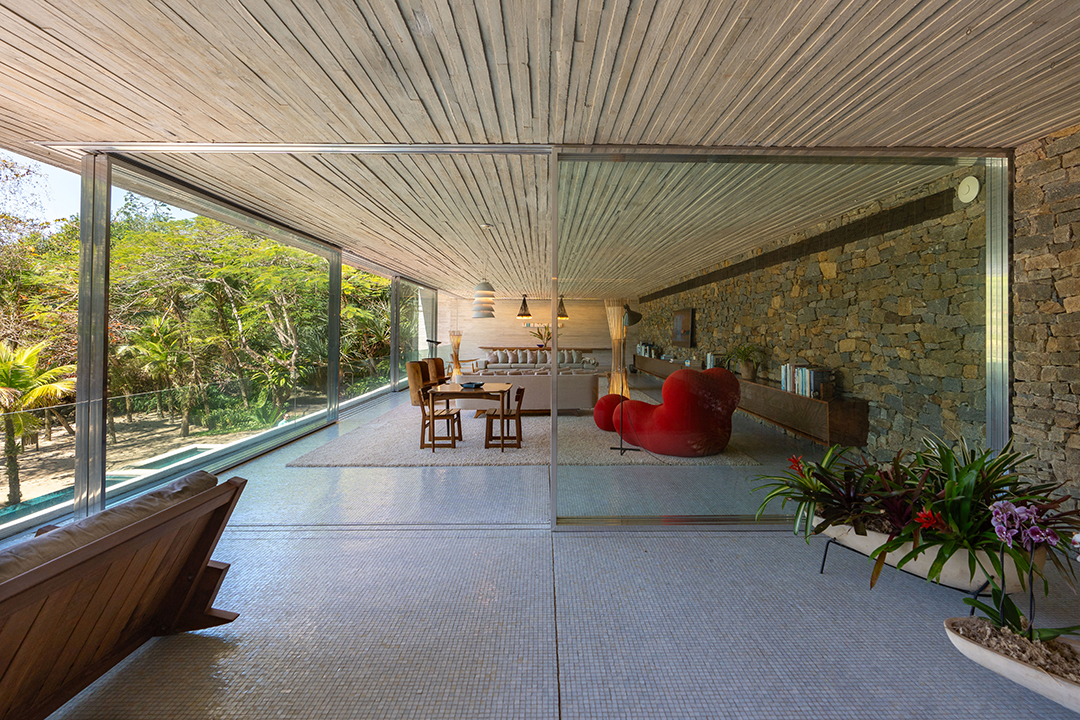 A 52 Acre Brazilian Retreat Only Accessible Via Helicopter Or Boat Seeks 15m F