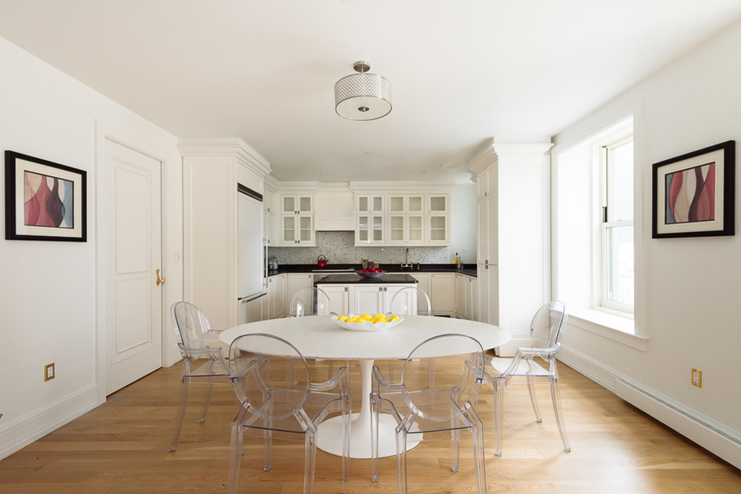 A Majestic Merger Two Adjacent Units List Together For 31 4m At The Plaza Hotel Sieete