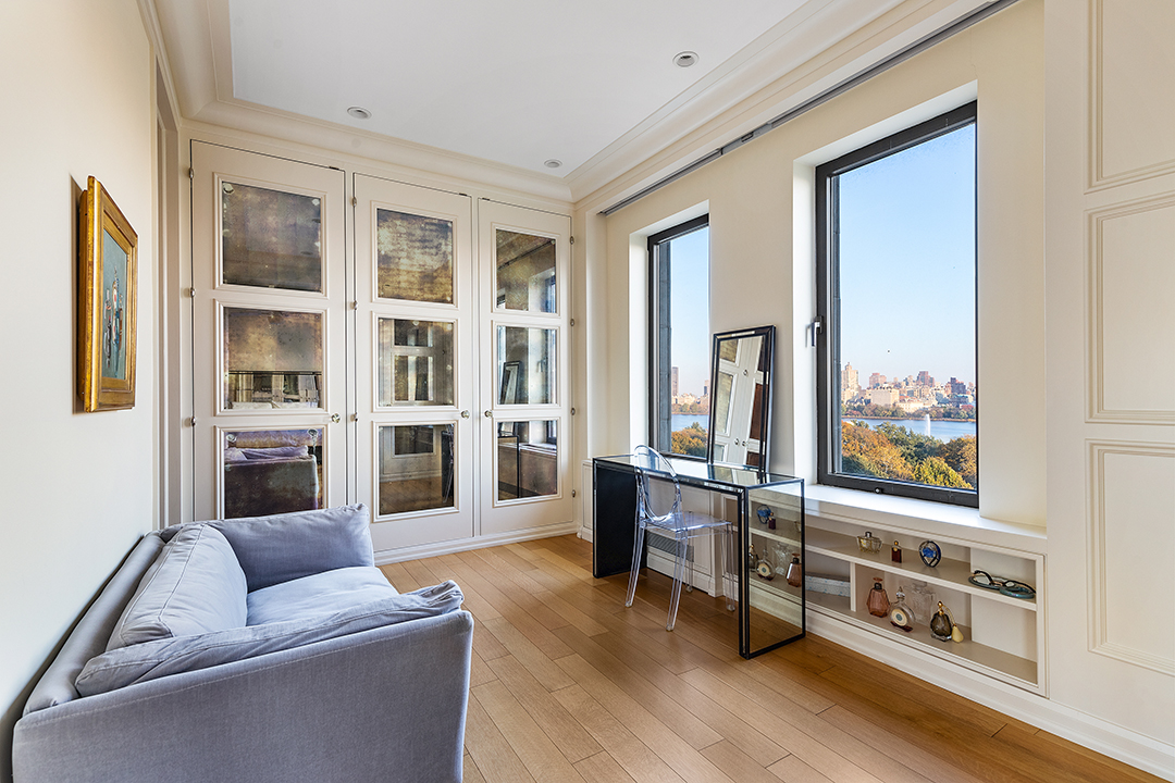 Author Lee Child Lists His Central Park West Co Op For 11m I
