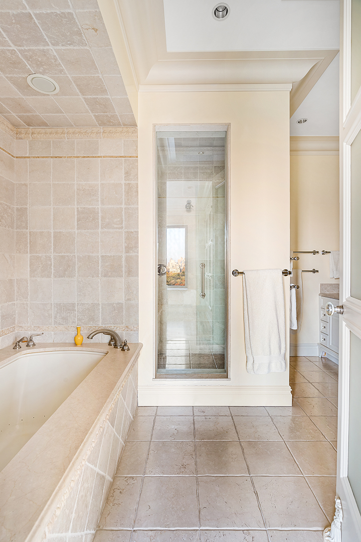 Author Lee Child Lists His Central Park West Co Op For 11m L