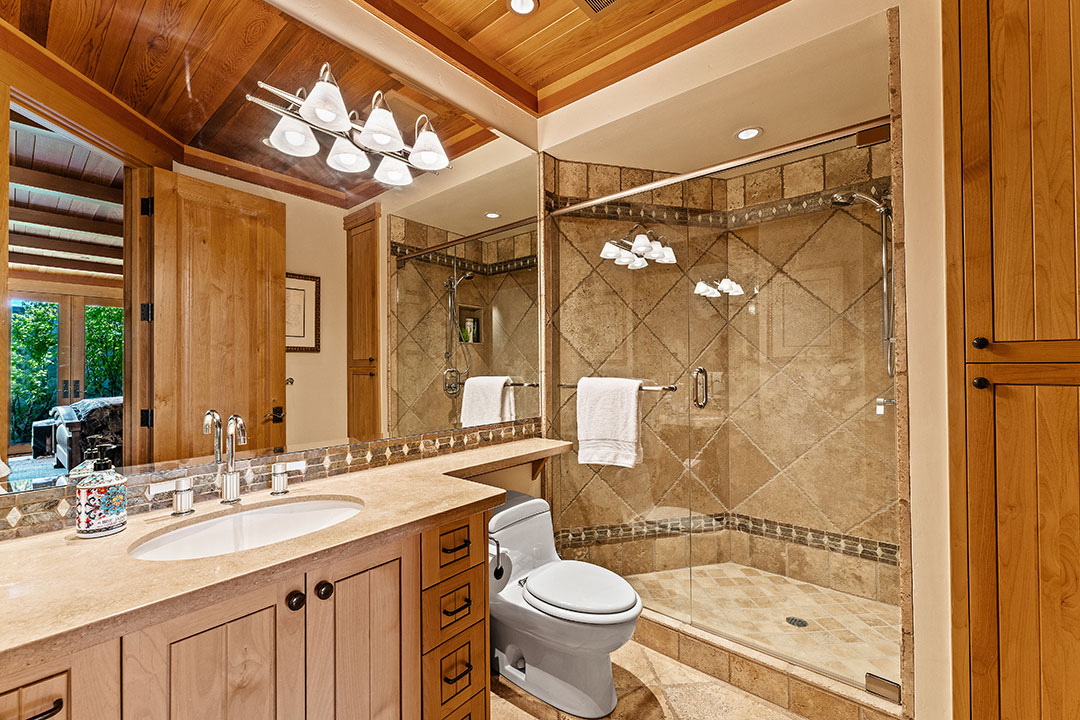 21 Lake Tahoe Retreat