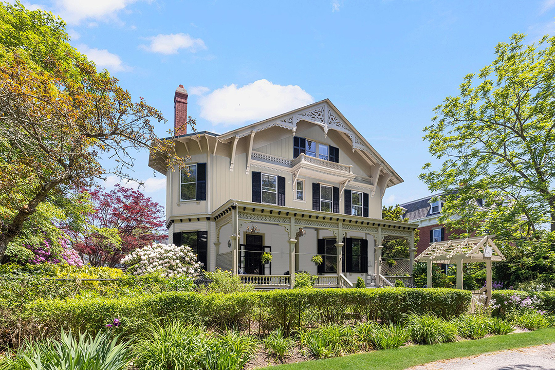 Take A Tour Of A 19th Century Newport Cottage Asking Just Under 4m D