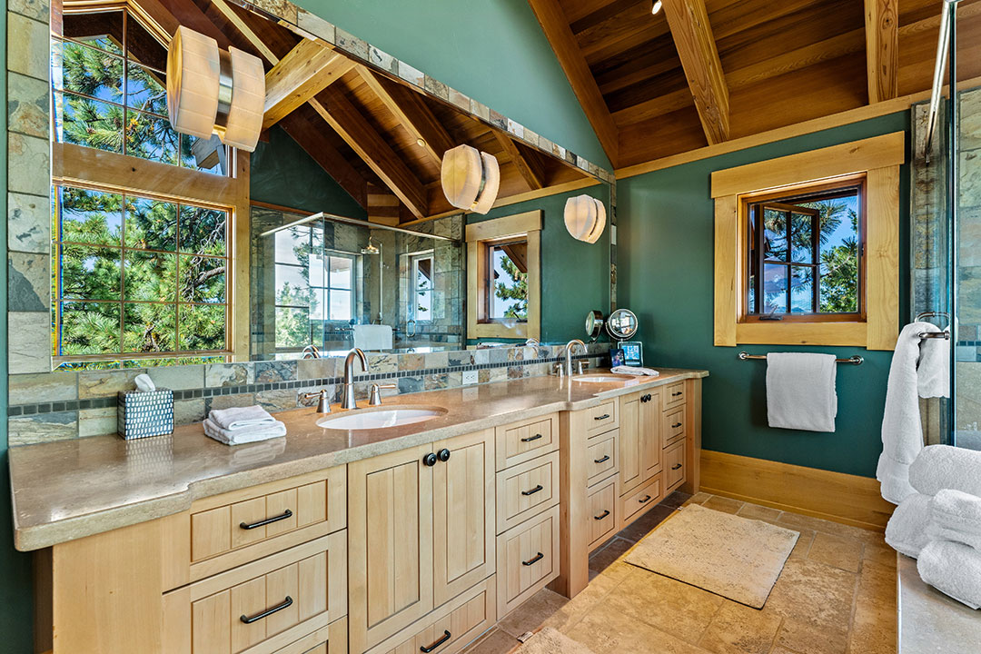 18 Lake Tahoe Retreat