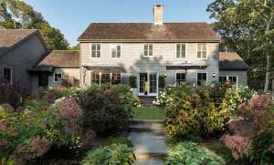 Inside a 1990 Sag Harbor Colonial With Chic New Interiors