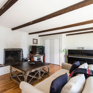 DJ/Music Producer Mark Ronson Parts With His Amagansett House for $1.5M