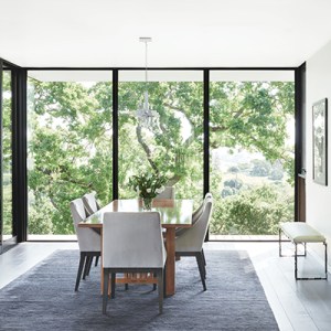 Architect Jess Field Seamlessly Intertwines Indoor and Outdoor Living in a Portola Valley Home