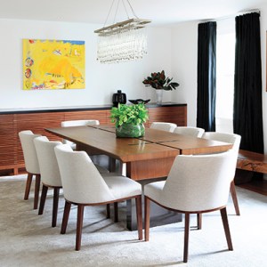 Tour Marcia Tucker's Cape in Old Greenwich