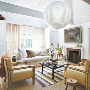 Decorator Glenn Ban Lives Large in a Tiny Sag Harbor Cottage