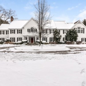 CBS Evening News Anchor Scott Pelley's Darien Home Lists for $3.985M